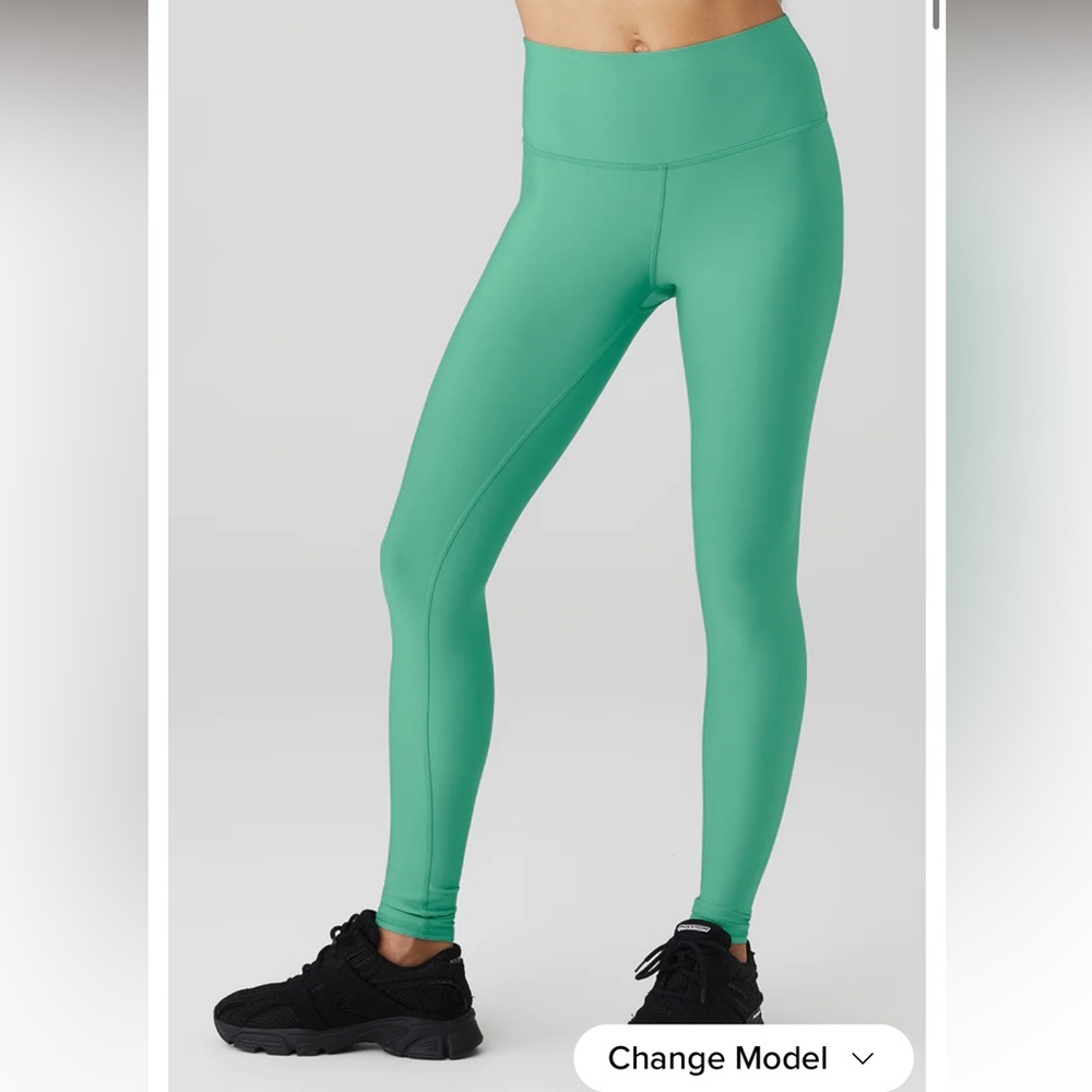 ALO Yoga Limited Edition Lettuce High-Waist Airlift Legging